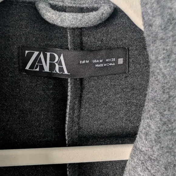 Zara Women's Charcoal Sleeveless Vest - Picture 2 of 3